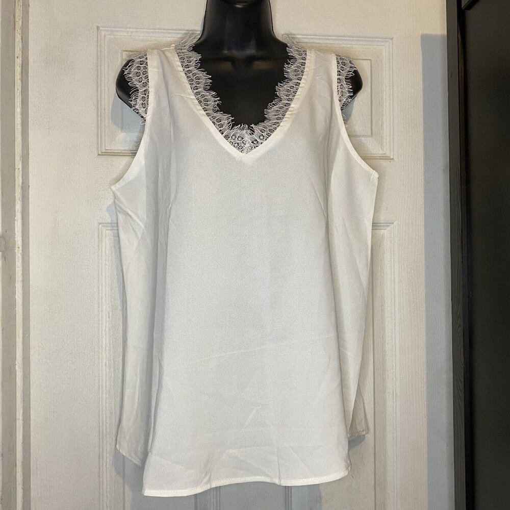 Women Sheer Chiffon Lace Trim V-Neck Sleeveless Blouse Small White Curve Hem